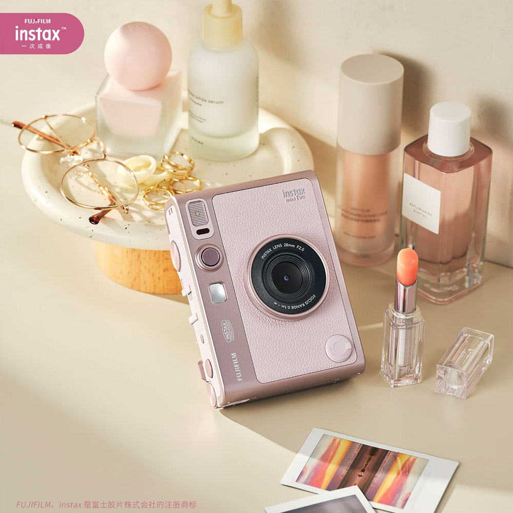 Nieuwe roze Fujifilm Mini EVO  - Photography Young recensie en prijs